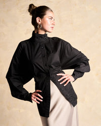 Black collar poplin shirt
